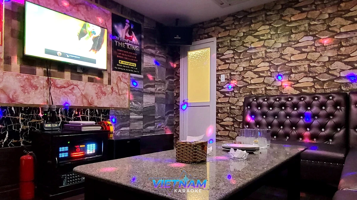 다낭 넘버원 가라오케 커버 이미지